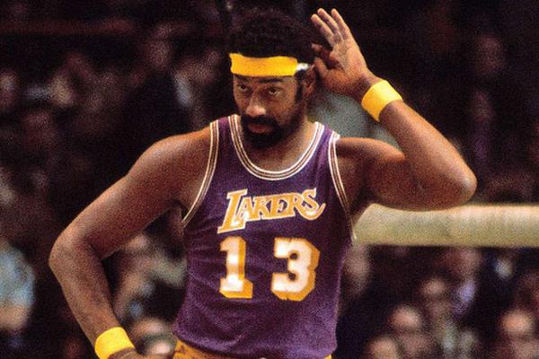 萨里：建议把VAR设备放的离替补席远一点，裁判需要冷静判断