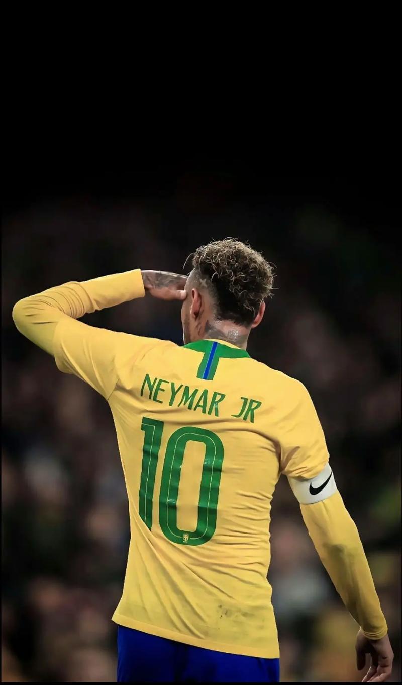 利物浦晒与毕包两场季前赛海报：维尔茨、范戴克、萨拉赫出镜