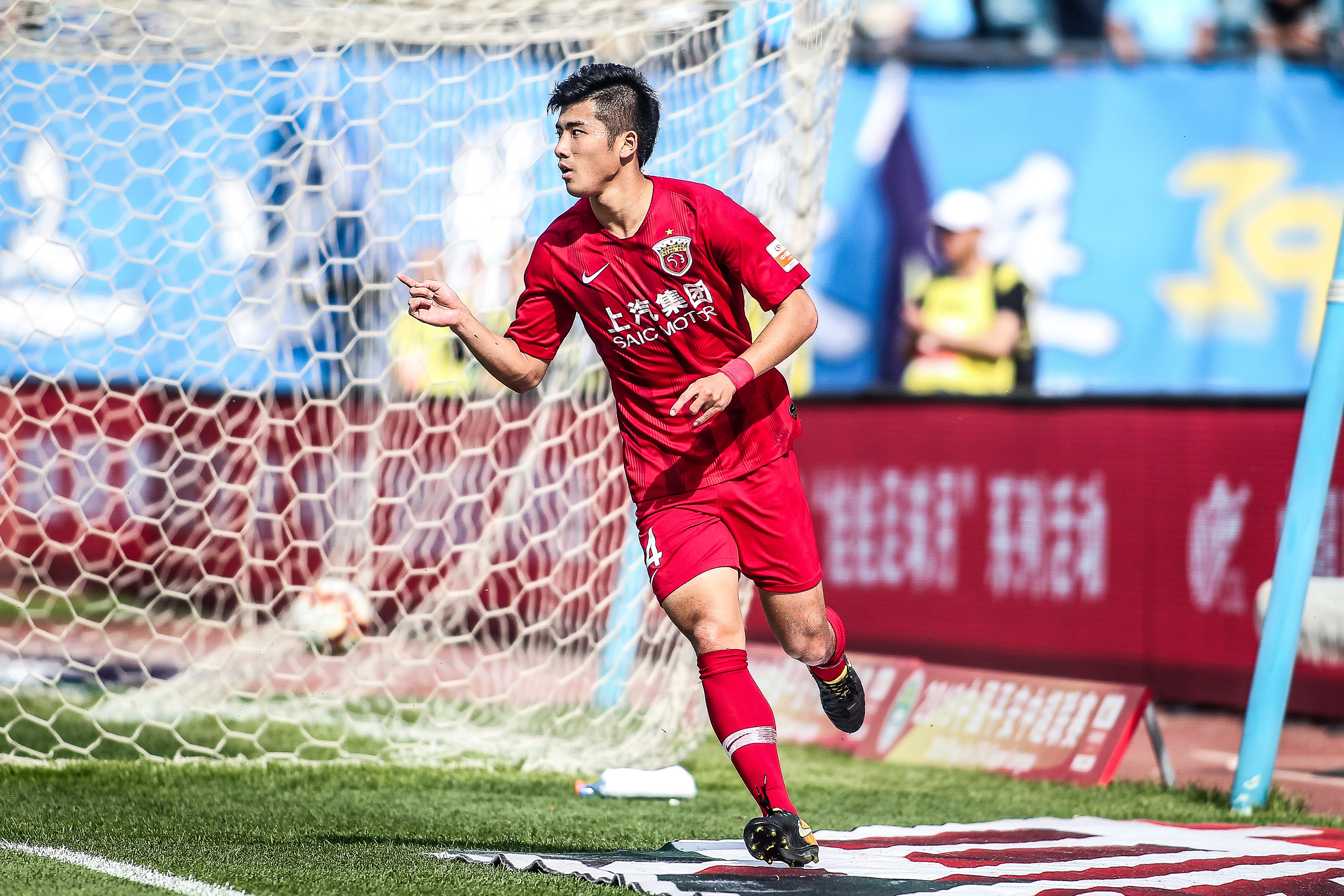 丘库埃泽：利物浦没证明萨拉赫缺阵时表现更好，他应获得尊重（丘库埃泽：萨拉赫缺席并未提升利物浦表现，他值得应有的尊重）