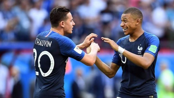 穆勒：越接近决赛看球的人越多，在数万球迷面前踢球令我兴奋