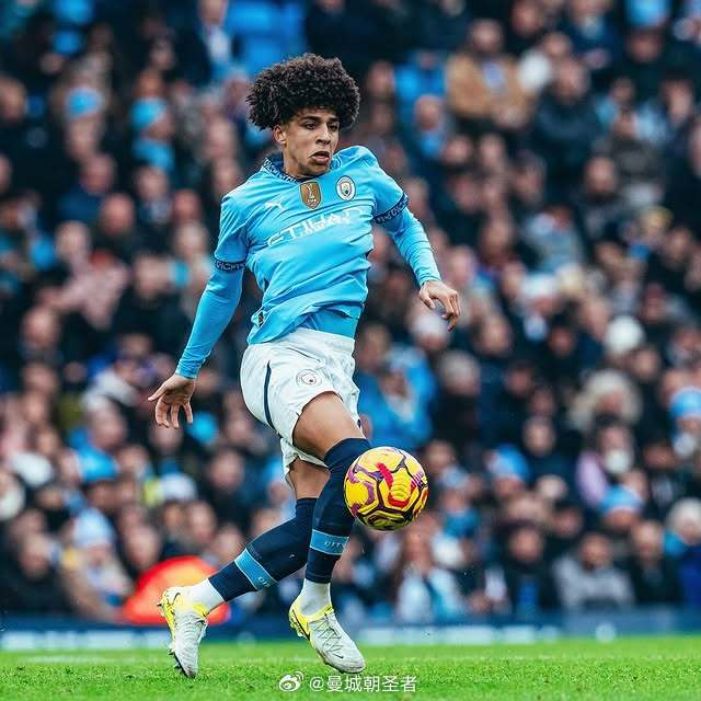 德天空：曼联已经找门德斯了解阿德耶米的情况