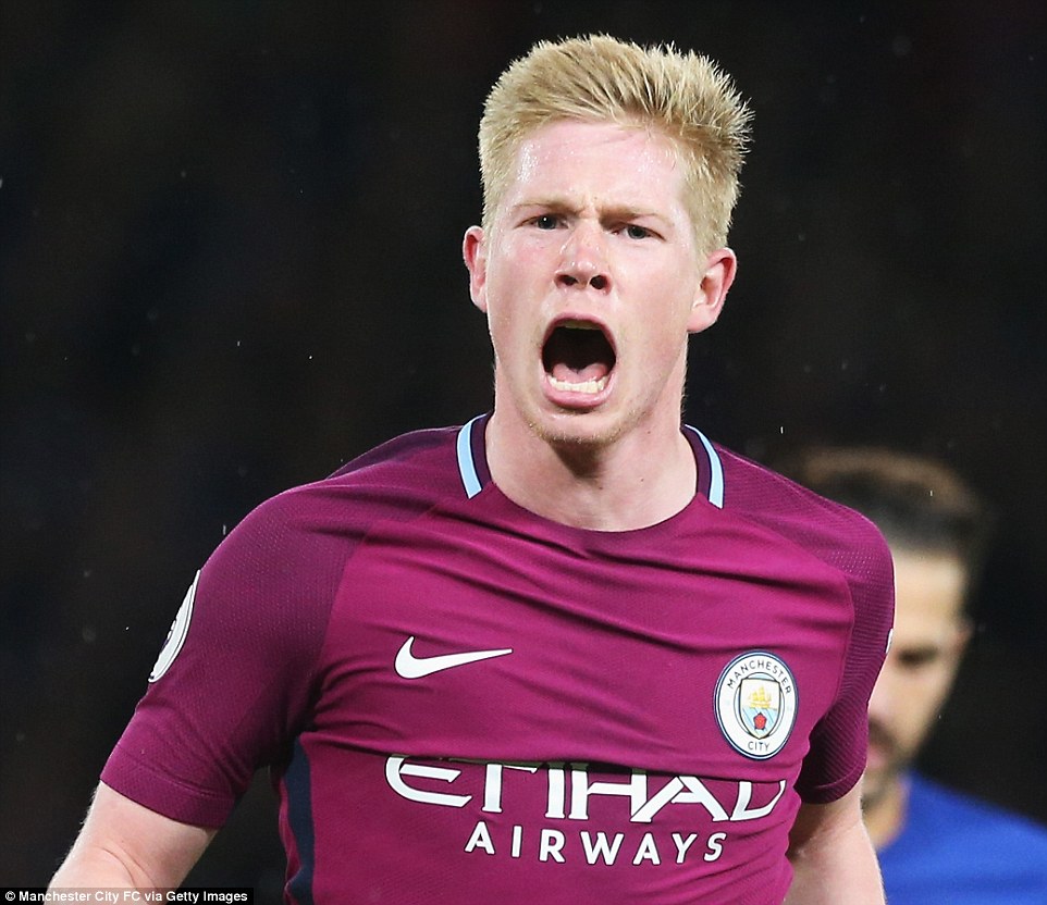 里肯：拜仁当然可能成为三冠王，他们的表现确实很出色（里肯：拜仁有望问鼎三冠，球队状态确实出色）