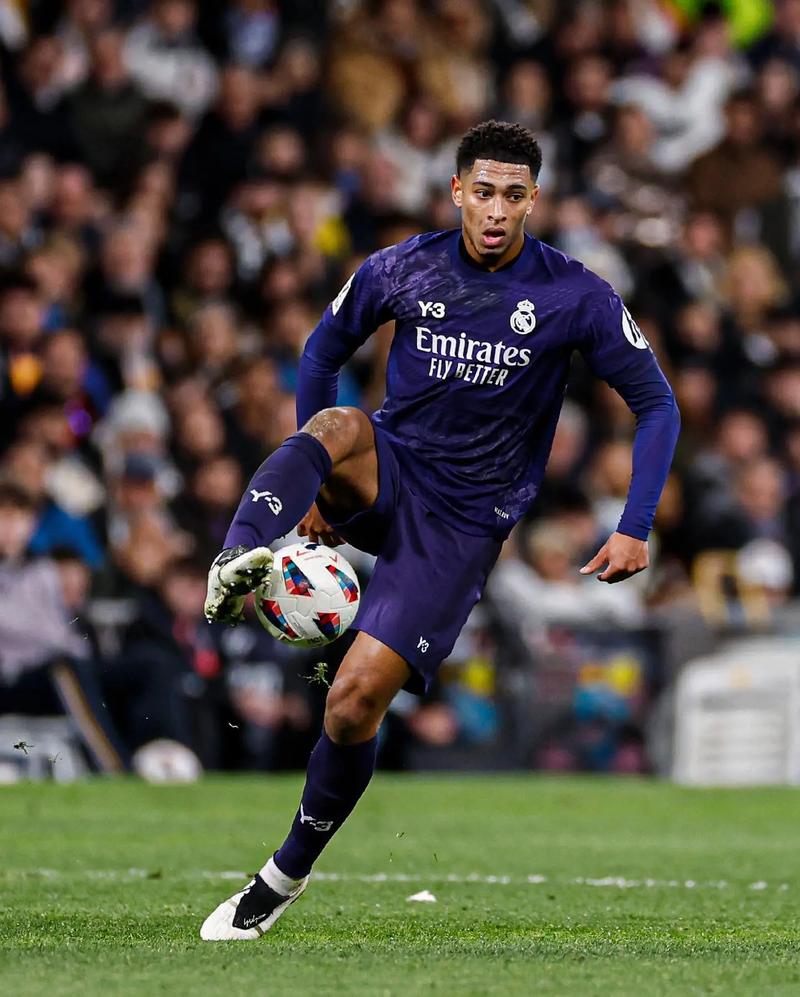 欧冠战报：巴洛贡打入唯一进球，摩纳哥1-0加拉塔萨雷（欧冠：巴洛贡打进制胜球，摩纳哥1-0击败加拉塔萨雷）