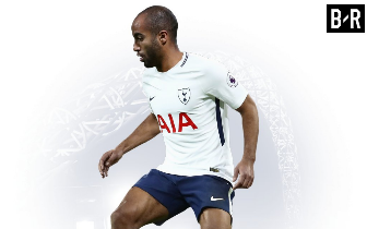 亚冠激战：柔佛VS上海海港，收官之战谁能笑傲？（亚冠终章：柔佛迎战上海海港，谁将笑到最后？）